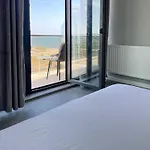 Black Sea Azimuth Apartment Navodari