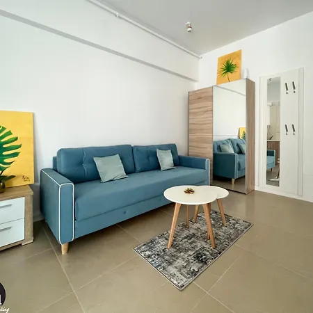 Black Sea Azimuth Daire Navodari